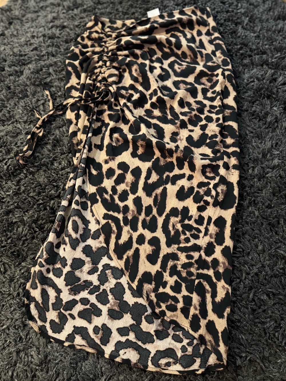 SHEIN Leopard Print Side Ruched Skirt in Tan & Black